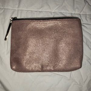 Beautiful pink zippered pouch